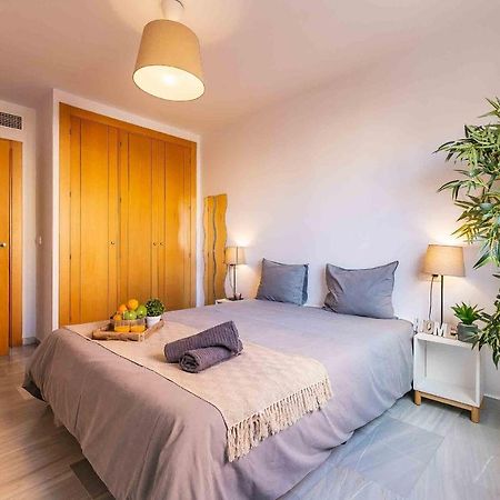 Carlos Haya Beautiful Apartment With Parking Málaga Exterior foto