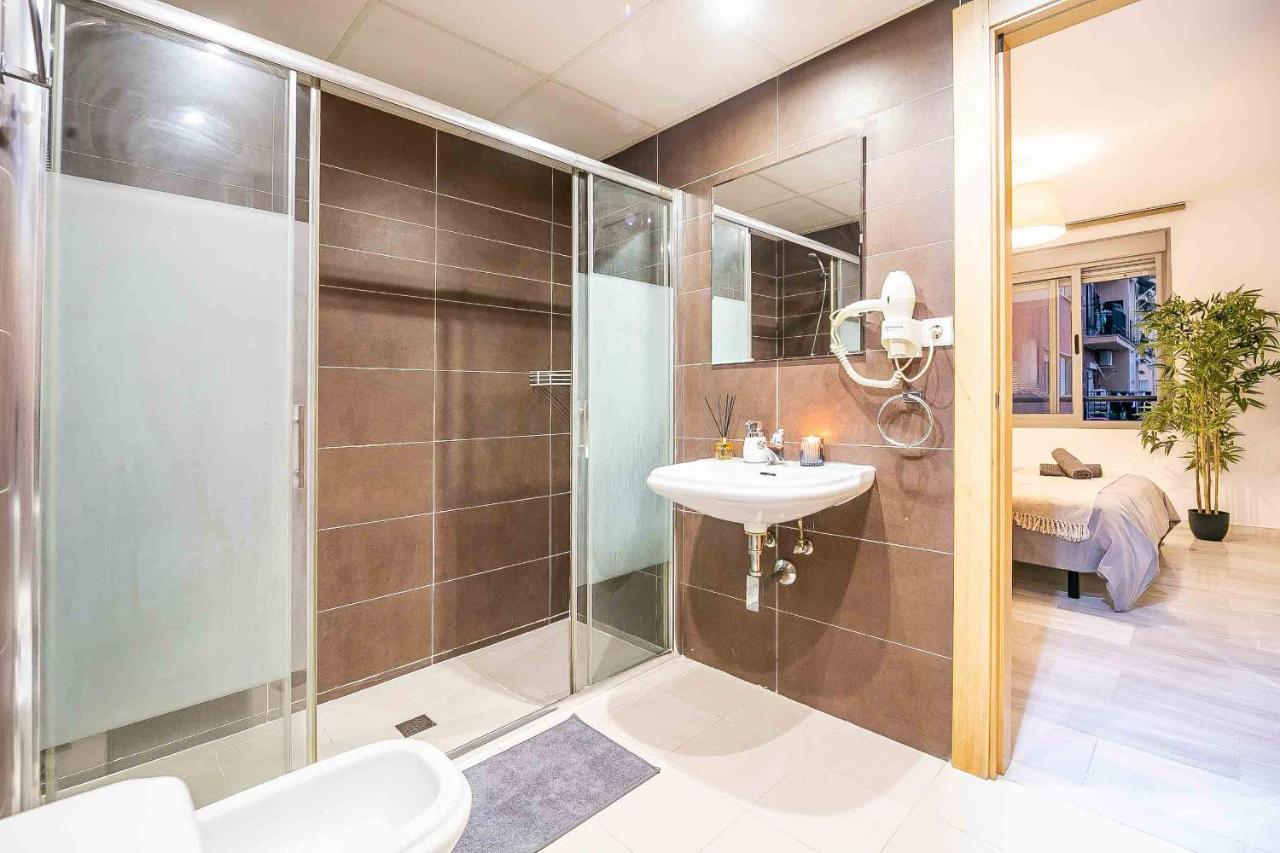 Carlos Haya Beautiful Apartment With Parking Málaga Exterior foto